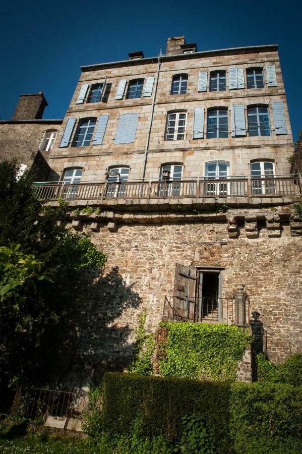 Hotel Particulier Le Mercier De Montigny -Une Nuit Sur Les Remparts- Fougères Exteriér fotografie