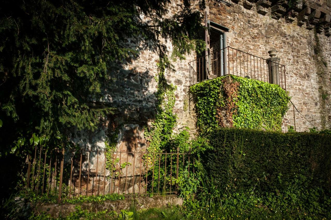 Hotel Particulier Le Mercier De Montigny -Une Nuit Sur Les Remparts- Fougères Exteriér fotografie