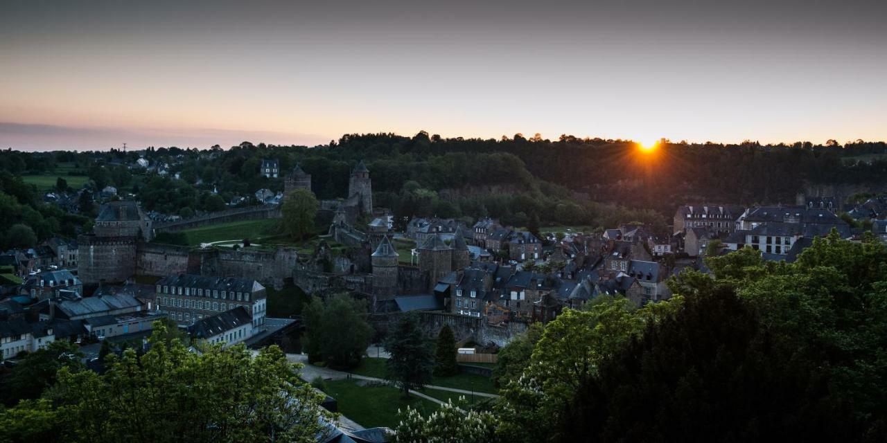 Hotel Particulier Le Mercier De Montigny -Une Nuit Sur Les Remparts- Fougères Exteriér fotografie